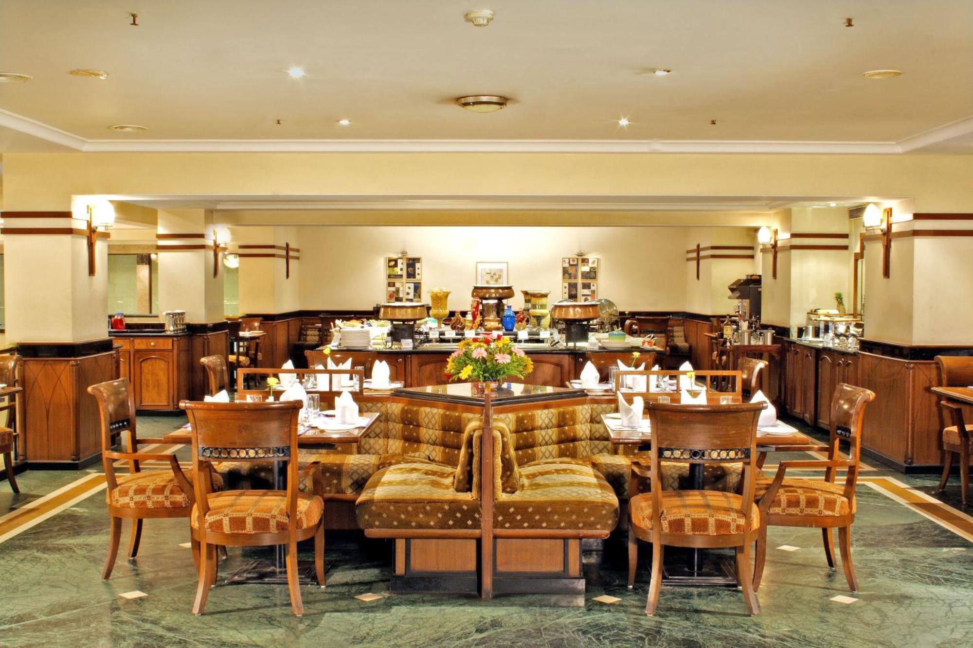 Aditya Park-A Sarovar Portico Hotel Haïdarabad Extérieur photo