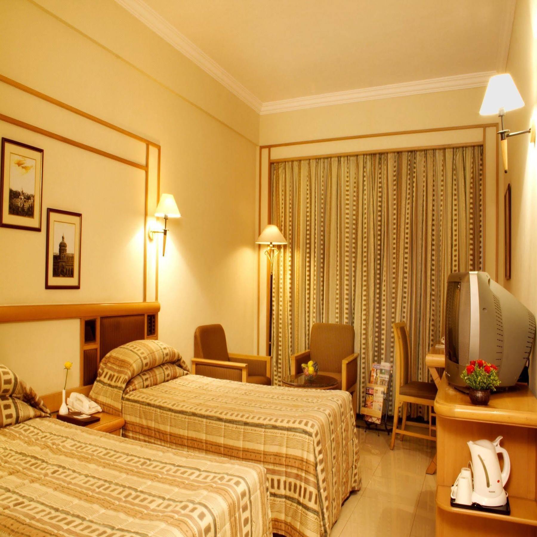 Aditya Park-A Sarovar Portico Hotel Haïdarabad Extérieur photo